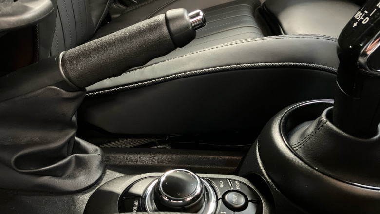 MINI Hatchback 1.5 Cooper Exclusive 5dr Auto Petrol Hatchback